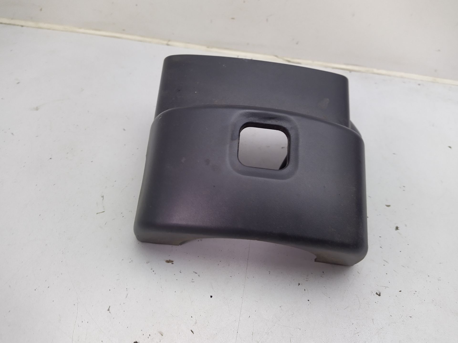 Abdeckung hinter Lenkrad für Subaru Impreza GG/GD Bj.01-05 34341AE010