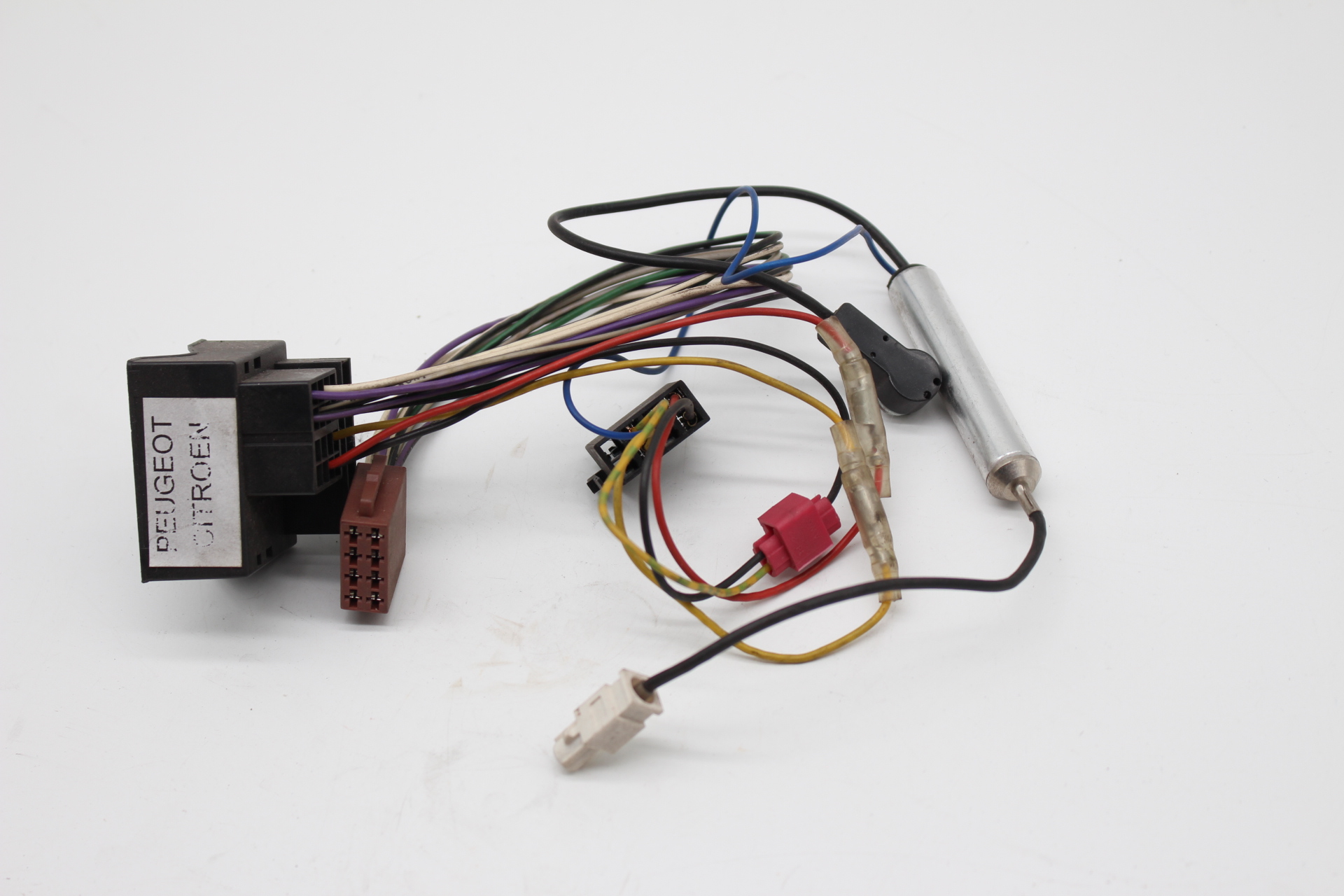 Peugeot / Citroen Radiostecker DIN NEU NOS NEW OEM