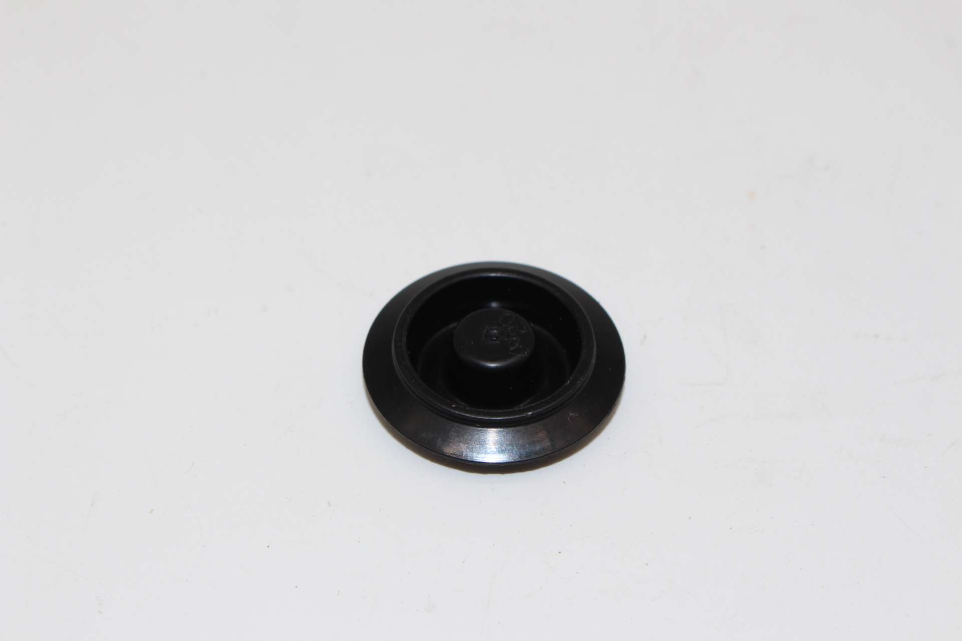 Stopfen Door Plug. Liftgate Drain Plug. Spoiler Seal. Plug Hole 909410012 für Subaru 1985 bis 2025.