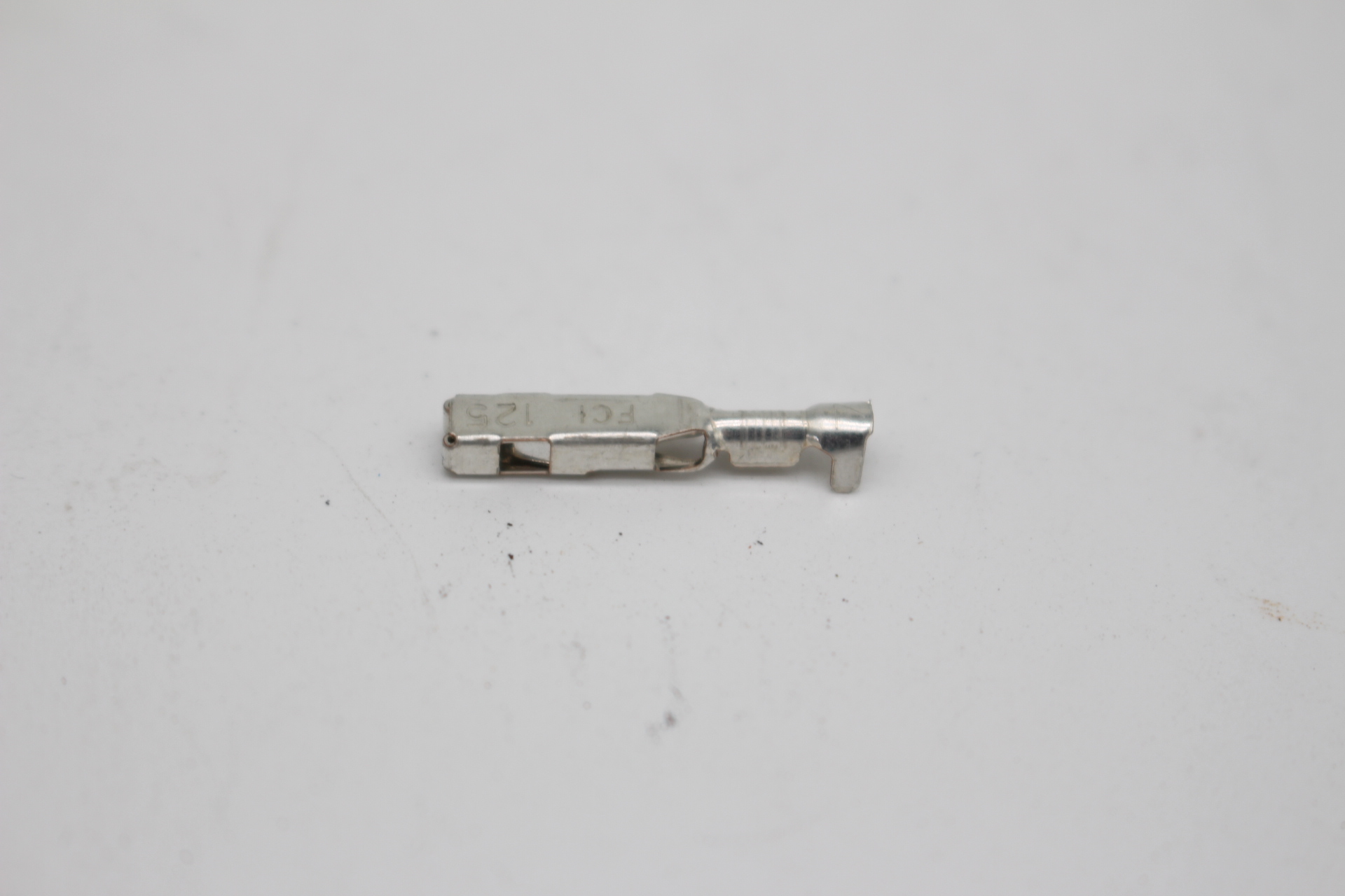 Peugeot / Citroen STECKVERBINDER FÜR STROMKABEL 6541E6 NEU NOS NEW OEM