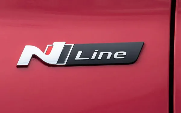 Hyundai i30 N-Line Emblem rechts 86312-G4700 Schriftzug Logo neu