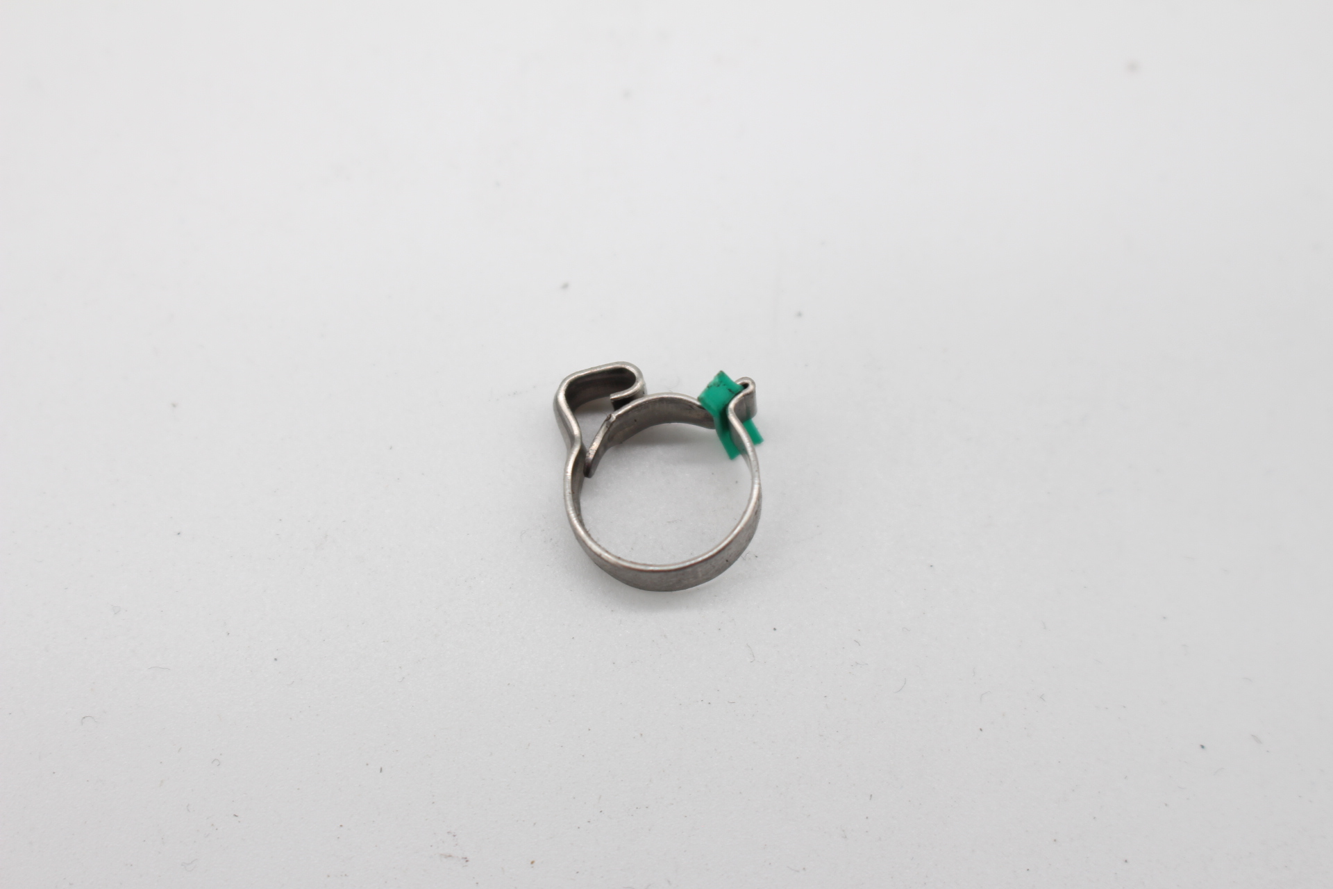 Peugeot / Citroen METALLSCHELLE 6981P8 NEU NOS NEW OEM