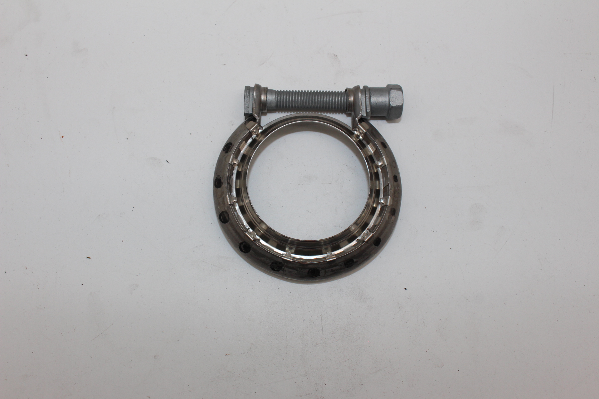 Peugeot / Citroen Auspuff Schelle 66mm mit Konussitz 171366 NOS NEW OEM