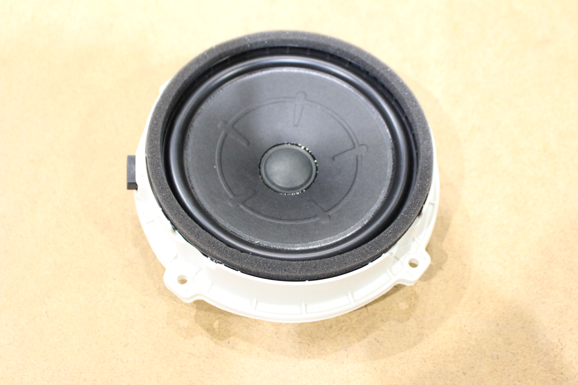 Original Hyundai Lautsprecher Tür 96330-G3000 Elantra GT i30 Door Speaker
