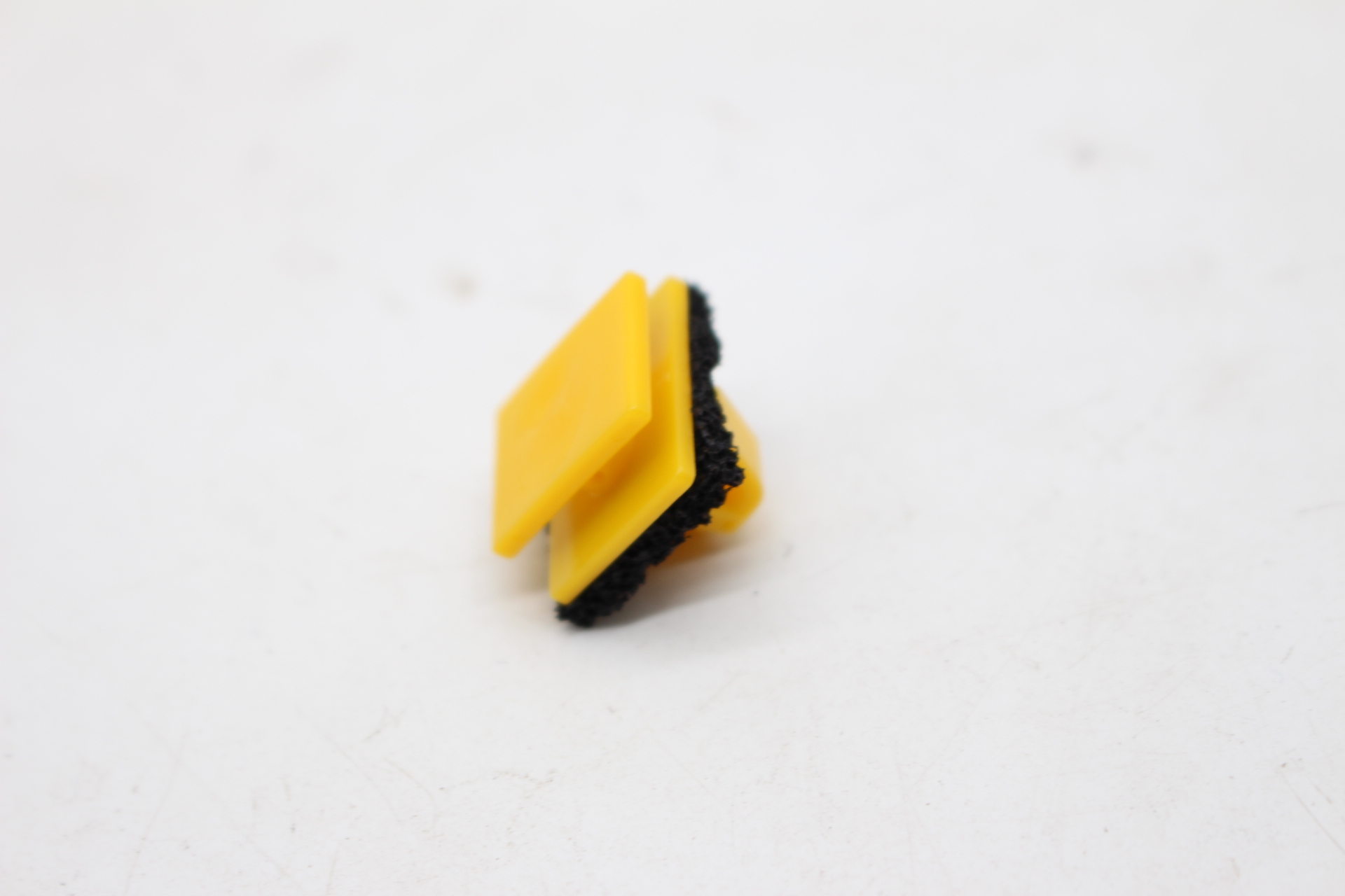 Clip Schweller Radlauf Zierleiste Hyundai Kona Venue 87757-J9000 neu