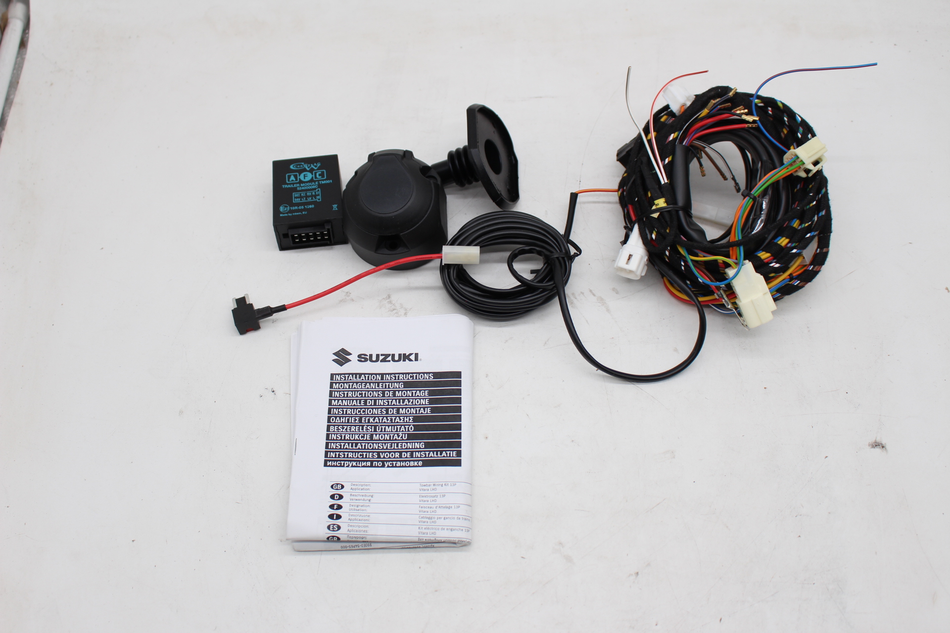 Suzuki Vitara Elektrosatz 13 Polig 990E0-54P65-000 NEU Original