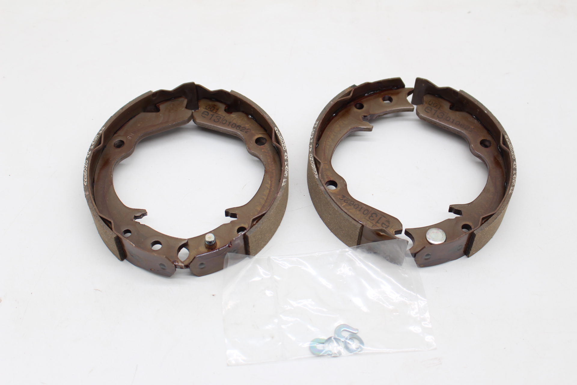 Handbremsbacken Satz 170mm hinten für Subaru Impreza Legacy Forester 26298AA030